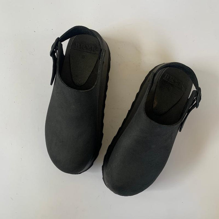 Tegan in Monochrome Black, Size 6 (70% off)