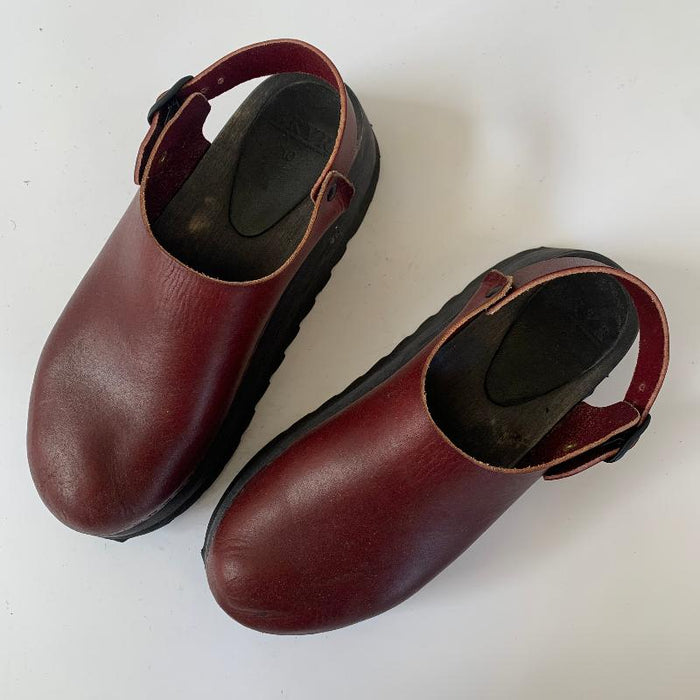 Tegan in Oxblood, Size 10 (70% off)