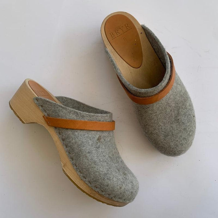 Toastie in Heather Felt, Size 8 (70% off)