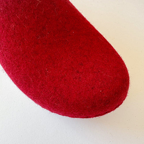 Wrap Worker Clog in Holly Berry Felt